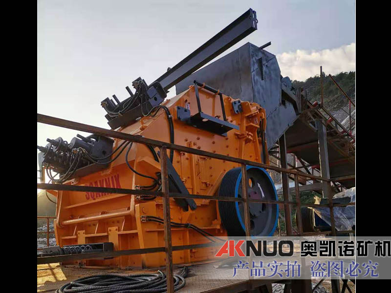 大型碎石制砂生產(chǎn)線(xiàn)